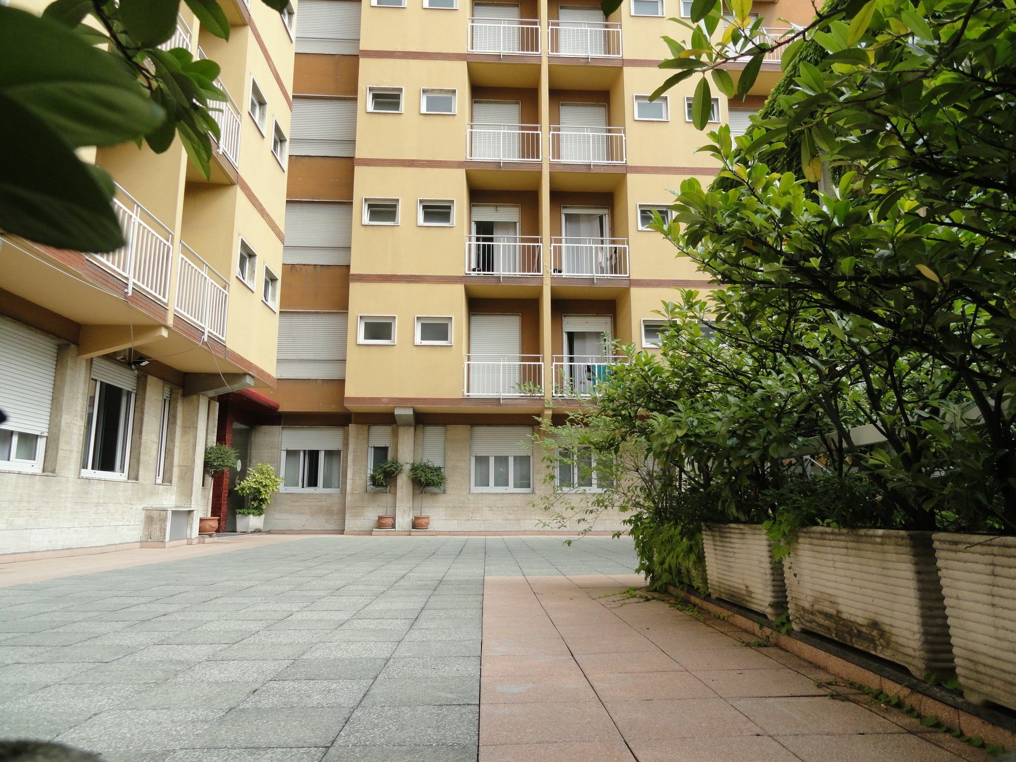 Residence Giusti 6 Milan Exterior photo